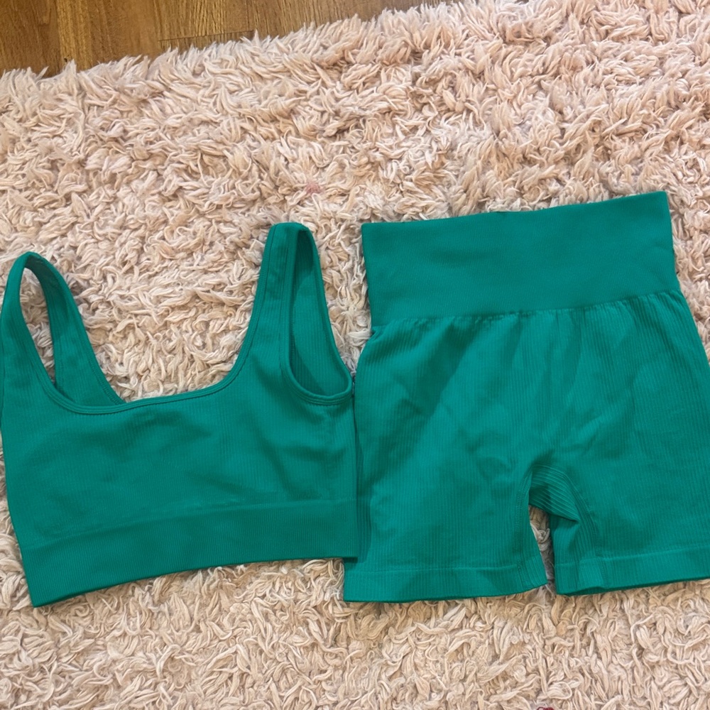 OQQ
 Green Ribbed Set   Sport Active   wear